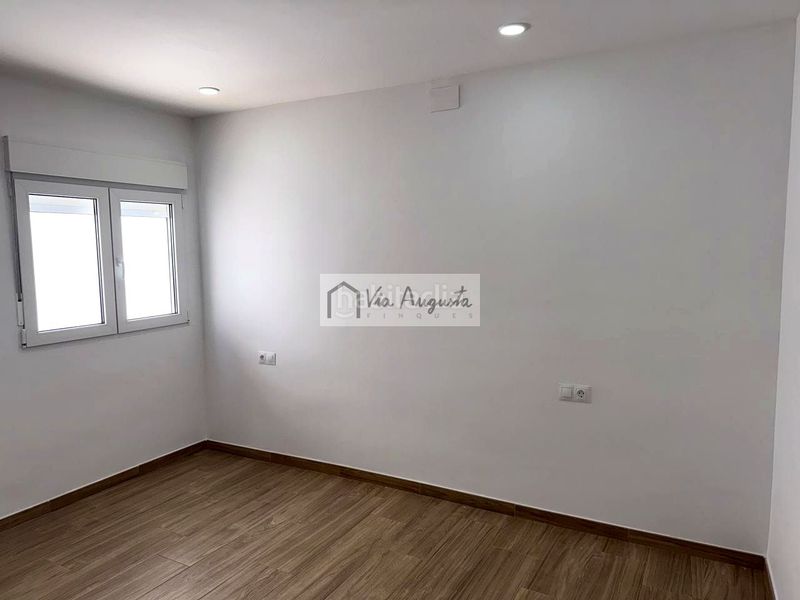 Foto eef99124-604b-4bee-b53e-4bae7d15eaa3. Casa amb aparcament a Perelló (El)