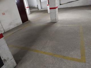 Aparcament cotxe a N/a 130