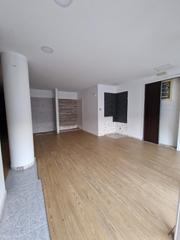 Local Comercial  N/a. Local en parets del valles