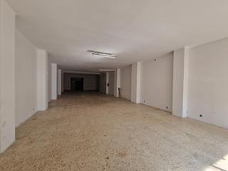 Local Comercial  N/a. Local comercial de 627m2 en montmel