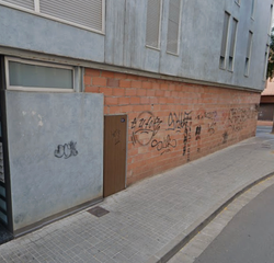 Local commercial  Carrer d'antoni gaudí. Local a reformar en c/antoni gaudi
