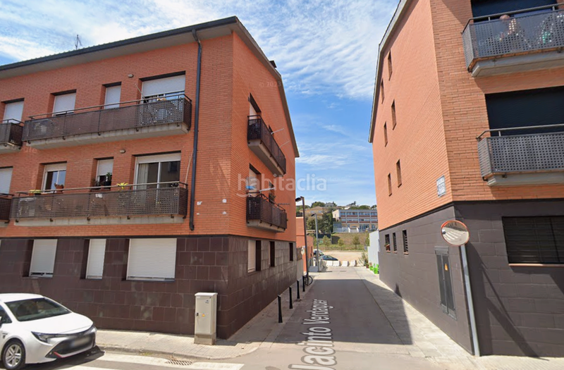 Foto 3e47cee1-68e5-43a7-b1ee-292558692700. Posto auto in Llinars del Vallès