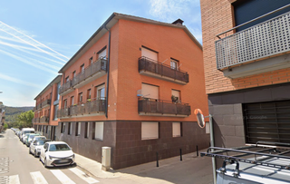 Parking voiture  Carrer jacint verdaguer. Plaza de garaje en llinars del valles