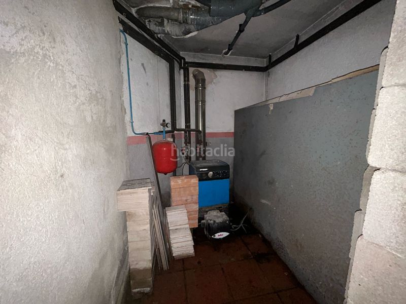 Foto 501c955a-af35-428f-b370-b0d31287f95a. Casa amb xemeneia aparcament piscina a Santa Eulàlia de Ronçana