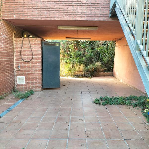 Foto a4d561bb-9b6c-4b0c-b249-6ee5933fdc77. Casa amb aparcament a Can Massuet del Far Dosrius