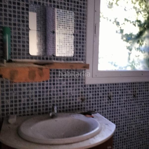 Foto cfcb793b-9a88-490f-917e-af468e9549f0. Casa amb aparcament a Can Massuet del Far Dosrius