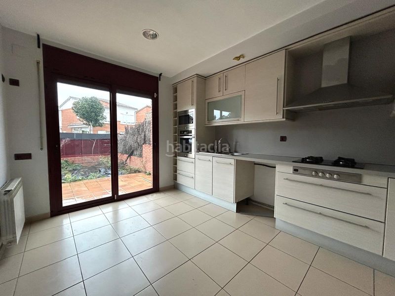 Foto 3c0d60c4-532e-48cf-8946-e7be4ef29acd. Casa adosada maginífica casa adosada en Lliçà de Vall