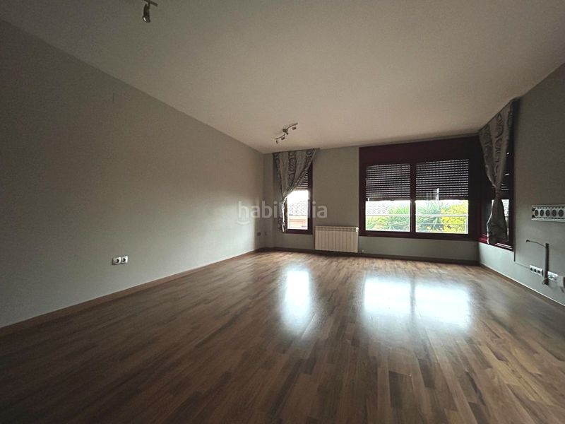 Foto 6aa3c78f-d164-4865-beeb-cba22eb9e5f5. Casa adosada maginífica casa adosada en Lliçà de Vall