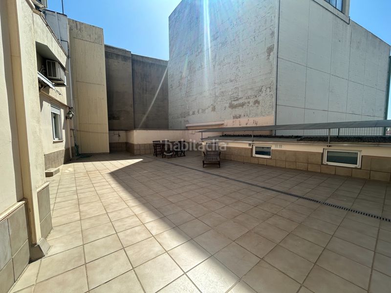 Foto 3150b433-c0a5-4cb1-83ea-f995193d9562. Àtic amb calefacció a Centre Granollers