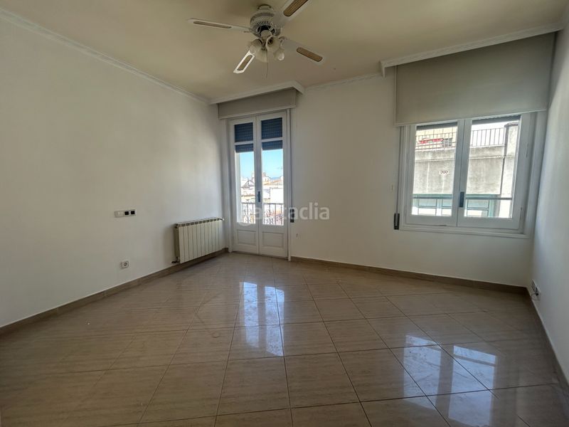 Foto 700ad266-546b-4435-9103-a7095fc40ff5. Àtic amb calefacció a Centre Granollers