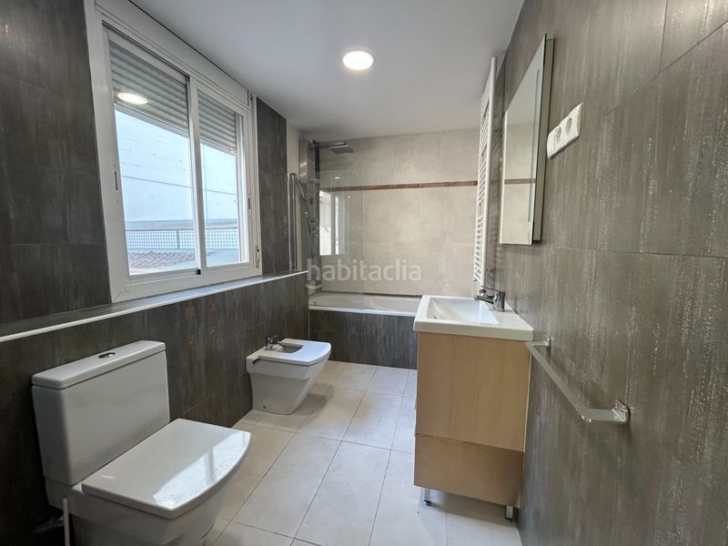 Foto 94dedbee-4ed6-4007-8684-a9a0b9b32b8f. Àtic amb calefacció a Centre Granollers