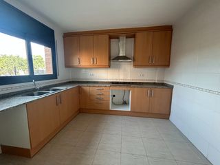 Reihenhaus  Carrer la surera. Casa adosada en vallgorguina