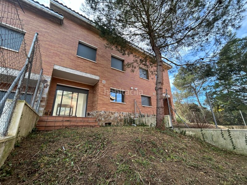 Foto 921e70ec-9282-4409-8ccb-5d99d1ba52d4. Casa adossada amb aparcament a Vallgorguina