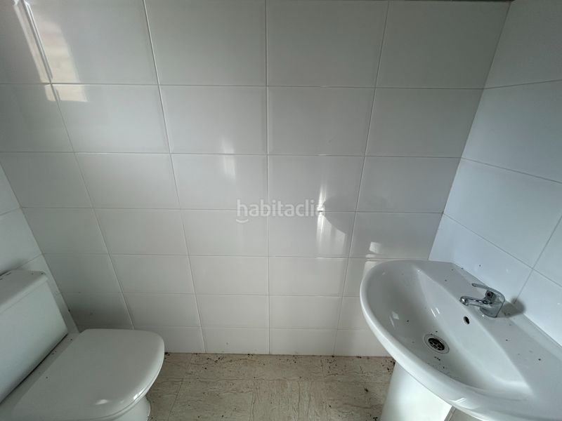 Foto a3e5d153-2a92-4a02-9e0d-d11ac85807b3. Casa adossada amb aparcament a Vallgorguina