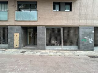 Geschäftsraum in Plaça de la creu 10. Local diafano en venta en cardedeu