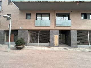 Geschäftsraum in Plaça de la creu 10. Local diafano en venta en cardedeu