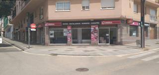Lloguer Local Comercial a Avinguda de barcelona 96. 5 escaparates muy luminoso