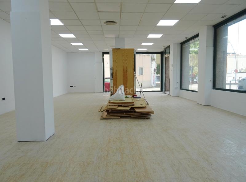 Foto 8c8cece4-58b6-42b2-9c20-c28c286644a5. Locale commerciale in ronda de ponent 228 in Zona Esportiva Terrassa