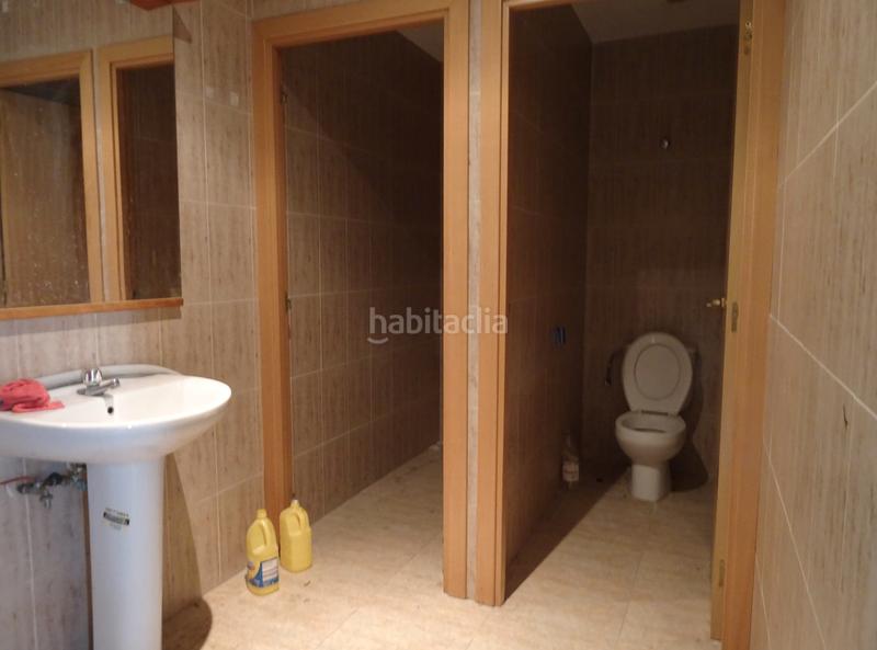 Foto ed6410a0-63ab-4002-8aa4-6adbbb429427. Locale commerciale in ronda de ponent 228 in Zona Esportiva Terrassa