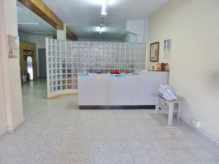 Local Comercial a Carrer ample 173. Local comercial en calle ample con av. jaume i