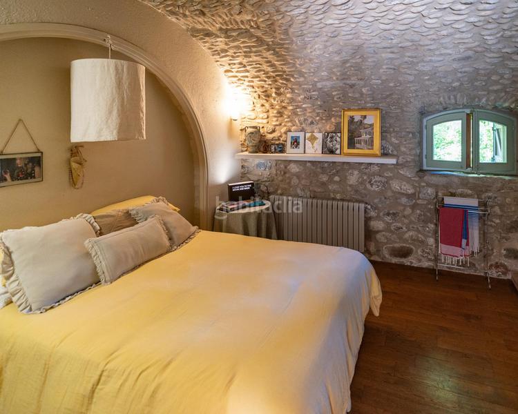 Foto 17555793-36b4-4851-a36d-ad69e6a882bf. Masia amb calefacció aparcament piscina a Esponellà