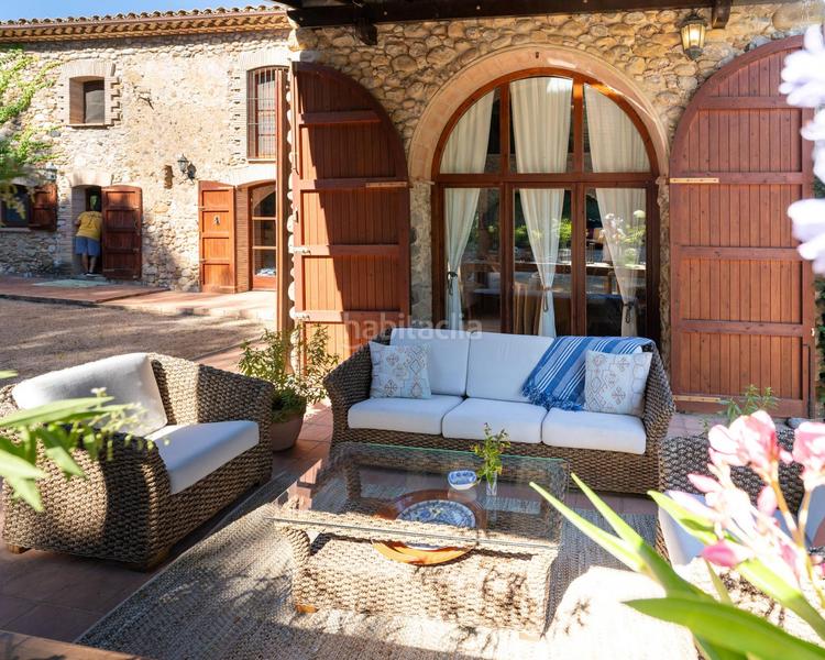 Foto 20947cb6-03fc-4eba-8751-71d10e94a2eb. Masia amb calefacció aparcament piscina a Esponellà