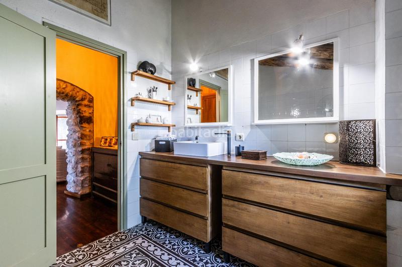 Foto 490a37d6-b8e1-4654-a80d-98b711b528a3. Masia amb calefacció aparcament piscina a Esponellà