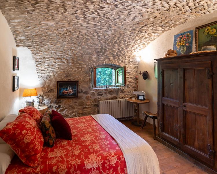 Foto 561a47c0-9e4b-41bb-899c-062d93d83f34. Masia amb calefacció aparcament piscina a Esponellà