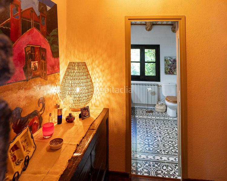 Foto 58605a09-8bde-41e6-ac0d-b16ece1c5d67. Masia amb calefacció aparcament piscina a Esponellà