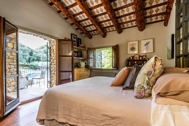 Foto bc63c82d-a353-4581-af33-ed7adda1422f. Masia amb calefacció aparcament piscina a Esponellà