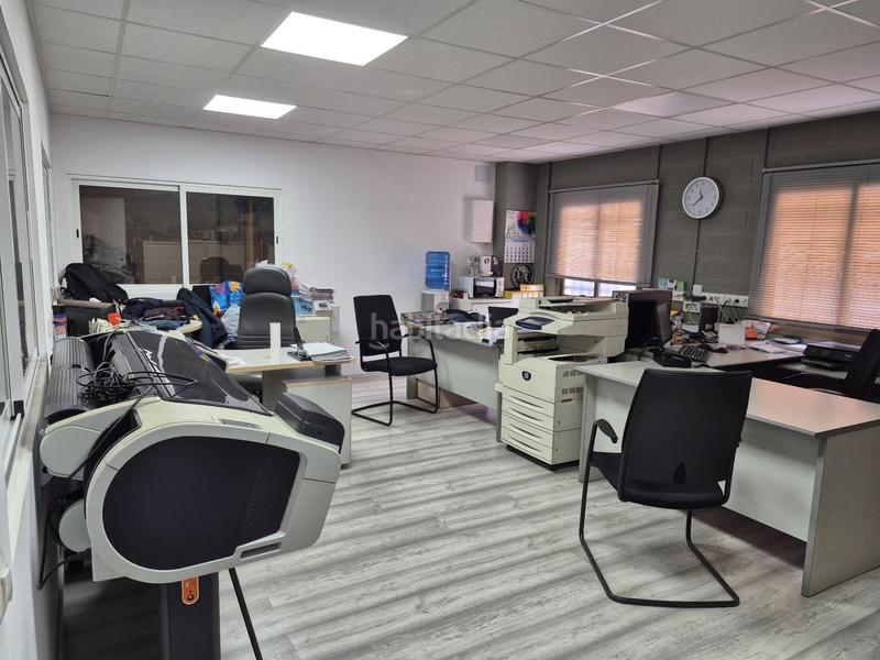 Foto 45288aea-f34c-4346-9ed4-ba589caa88c9. Nave industrial  en venta!!! con puentes grua... en Castellar del Vallès