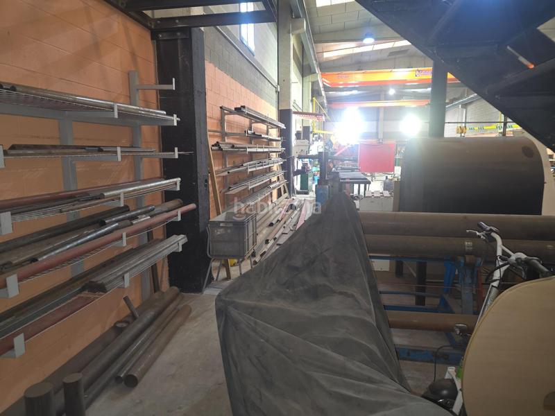 Foto 7f14dd0b-6f55-4c2d-b590-f83c4c51f105. Nave industrial  en venta!!! con puentes grua... en Castellar del Vallès