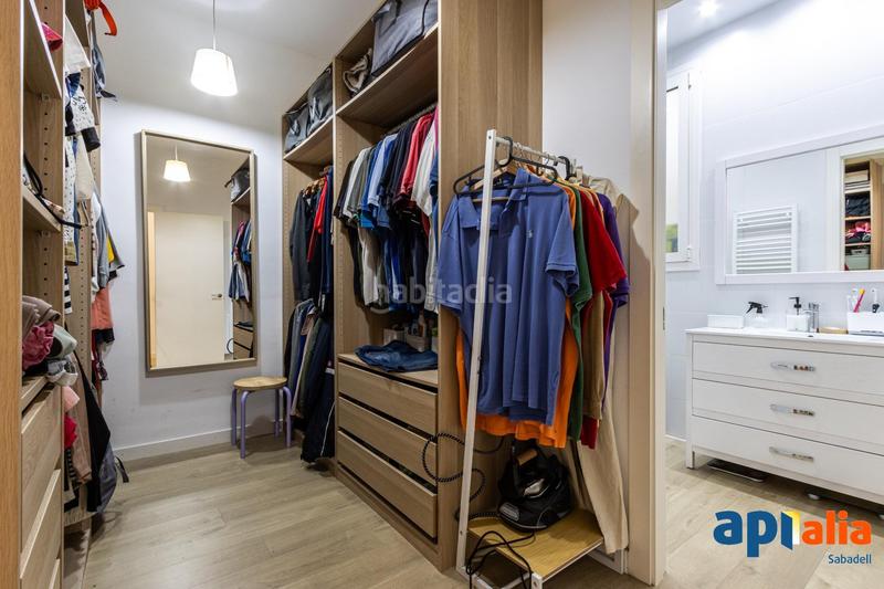 Foto 686ec9b1-abf4-422d-b6f4-e168a88629d2. Reihenhaus mit heizung parking in Centre Sabadell