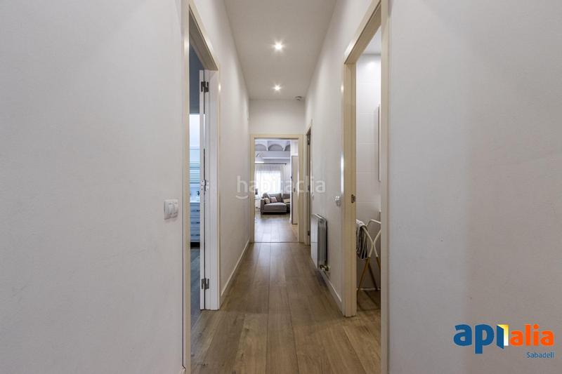 Foto 6b2bf4cd-85d9-4b46-9508-3e9b937f2630. Reihenhaus mit heizung parking in Centre Sabadell