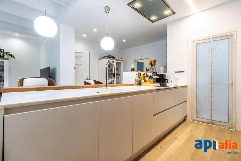 Foto 9e4549f2-b405-4e4d-9153-8cebbbf39c0b. Reihenhaus mit heizung parking in Centre Sabadell