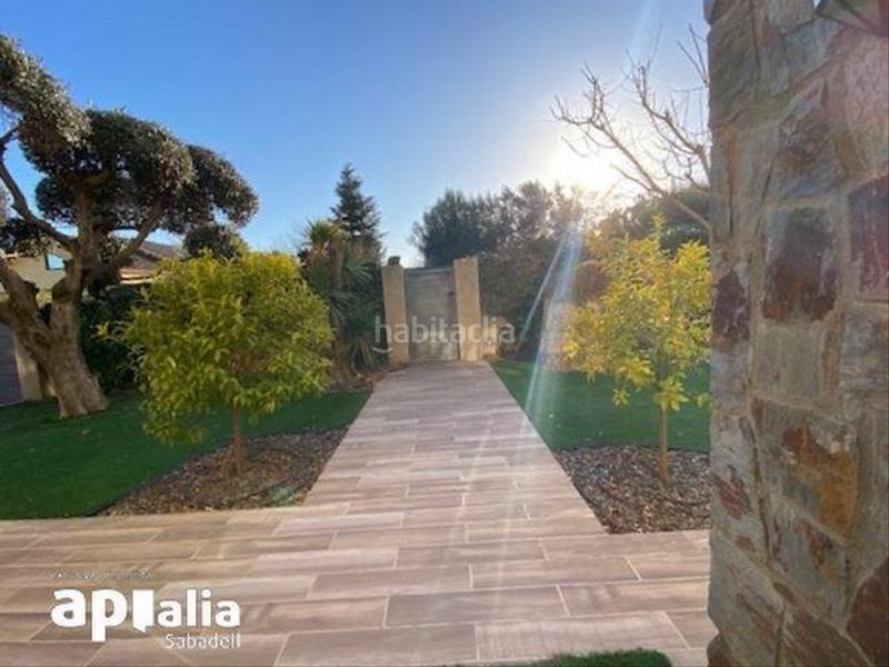 Foto 493cc81b-08da-40ae-a745-e2554a7a30b8. Chalet avec chauffage parking piscine dans Castellarnau Sabadell