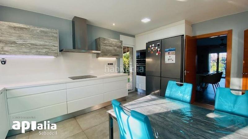 Foto 54bcde3e-9d05-48f2-8c58-4f0278aa2474. Chalet avec chauffage parking piscine dans Castellarnau Sabadell