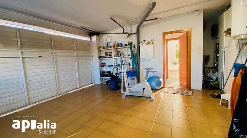 Foto 5b77b7ce-3690-4788-8406-1bc6d95a6903. Chalet avec chauffage parking piscine dans Castellarnau Sabadell