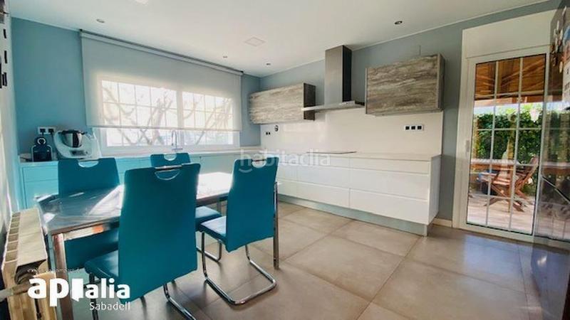 Foto 97f3618e-f68e-40bb-af92-8d1eeab28b79. Chalet avec chauffage parking piscine dans Castellarnau Sabadell