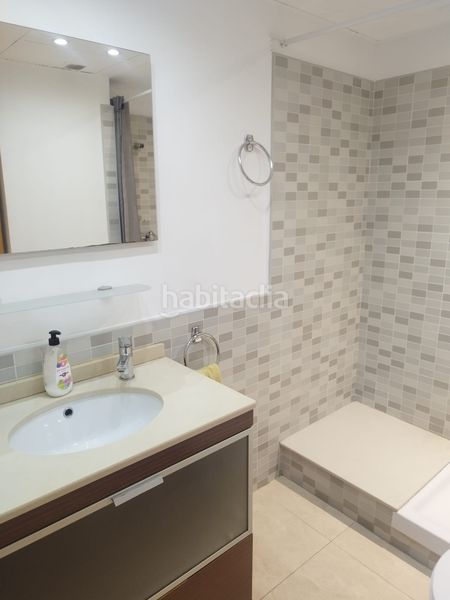 Foto 68ac1a94-f29a-428a-b5e1-e36871e5573b. Pis amb calefacció aparcament a Gràcia Sabadell