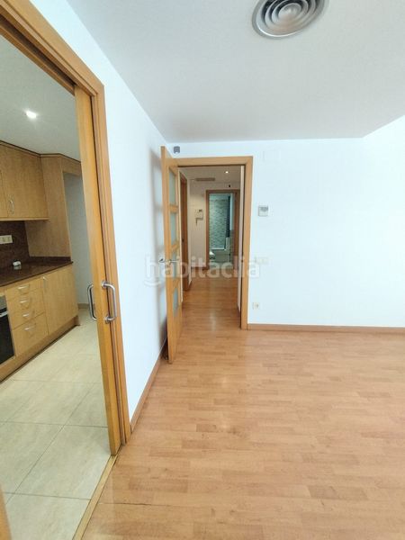 Foto 8676a130-8ca0-49be-ac9c-9ae0ebea436e. Pis amb calefacció aparcament a Gràcia Sabadell