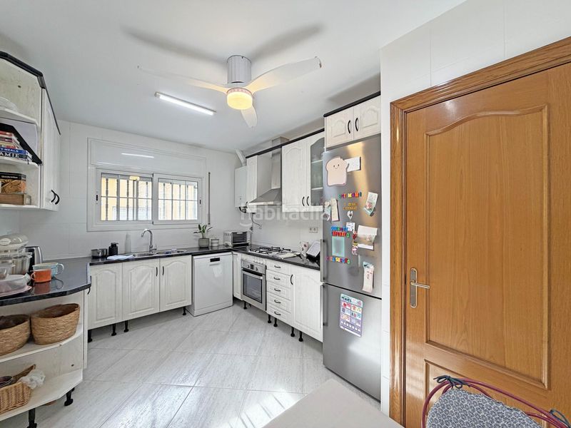 Foto 0c0173b4-cb96-47d3-b8ae-beeb7b88b6b8. Casa adossada amb calefacció aparcament a Gràcia Sabadell