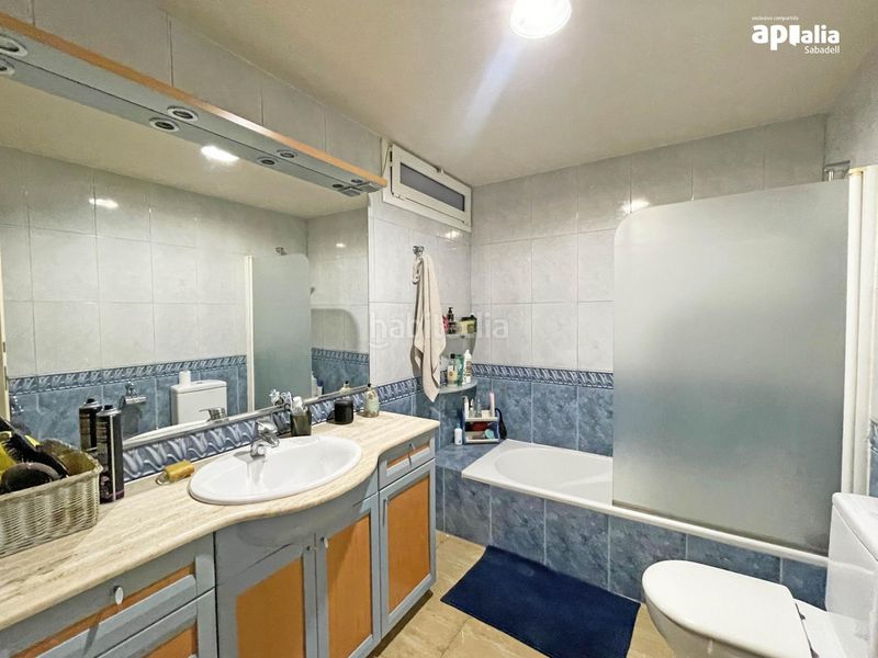 Foto a1ba58c6-c282-4d48-9510-4e74fa3c770d. Casa adossada amb aparcament a Ca n'Oriac Sabadell