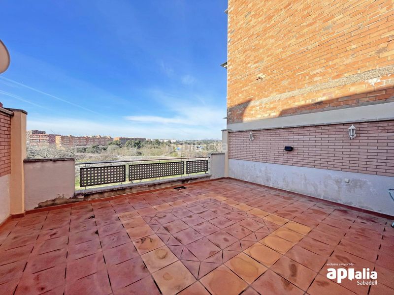 Foto ae92ff37-43f7-4392-8f39-798a1dca4edf. Casa adossada amb aparcament a Ca n'Oriac Sabadell