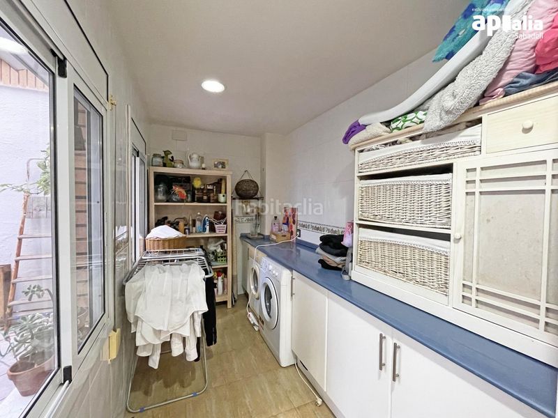 Foto d3b83815-b8c0-4e62-b6e9-eb750778357c. Casa adossada amb aparcament a Ca n'Oriac Sabadell