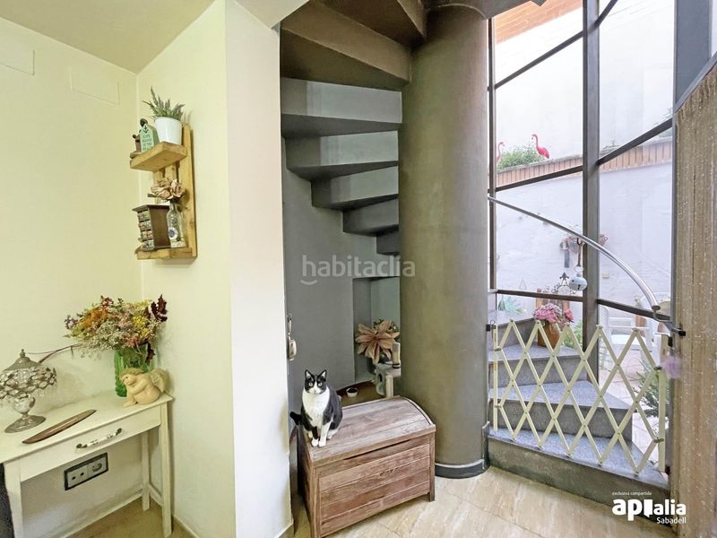 Foto f76f92e8-b5c1-404b-a586-458b03539b5f. Casa adossada amb aparcament a Ca n'Oriac Sabadell