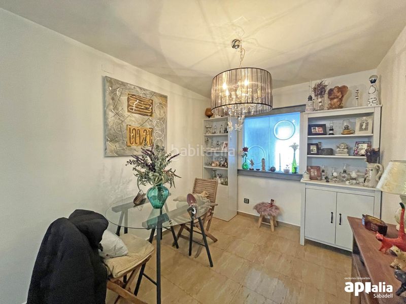 Foto f822d89e-ad68-47d9-af22-2e32d38dd6c4. Casa adossada amb aparcament a Ca n'Oriac Sabadell