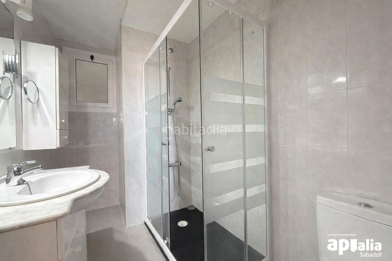 Foto aeab42cb-c3df-4f7e-9b67-29cb11390921. Pis amb calefacció piscina a Concòrdia Sabadell