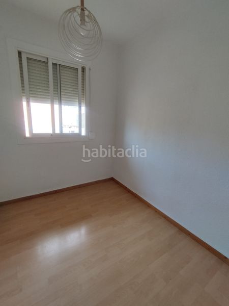 Foto aadc8719-ae72-4e66-b3e7-42a69a1d3042. Pis a Creu de Barberà Sabadell