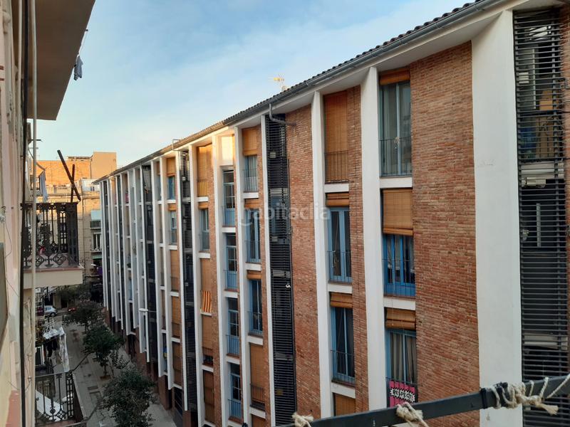 Foto fdf20e12-18d1-420d-993d-a4b19158c9f6. Piso Barceloneta,1habitacion, cocina, baño, balcón, sol,cerca playa, alto sin ascensor en Barcelona